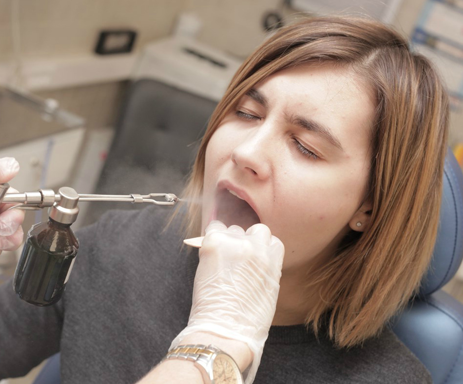 Клебсиелла пневмонии зева, исследуй мазок!